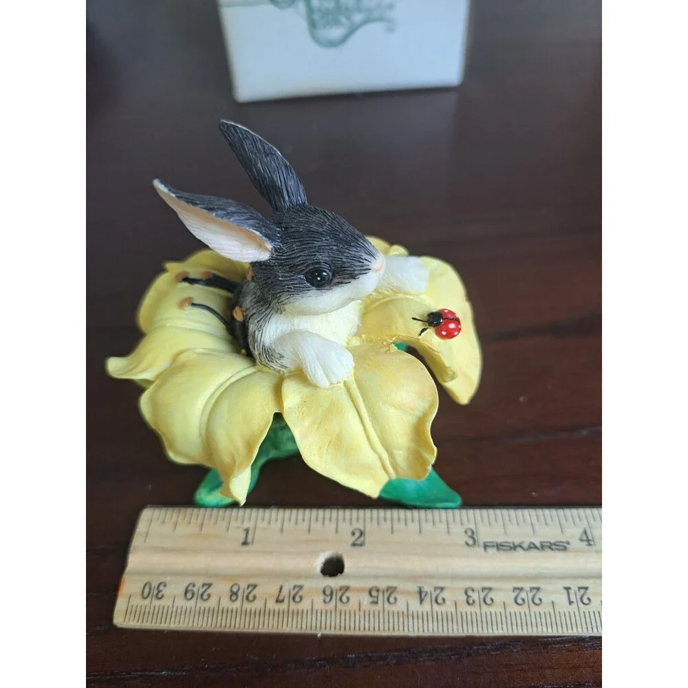 Charming Tails Binkey In A Lily Figurine